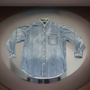 Vintage Gap Jean Distressed Blue Denim Bottom Down Chest Pockets Shirt Sz Medium